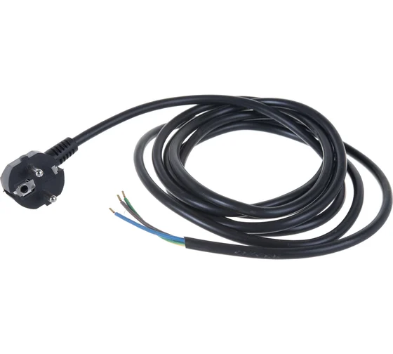 Шнур ПВС 3х0,75 с вилкой 5,0м черный с/з Lux